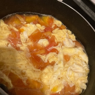トマトと卵のふわふわスープ